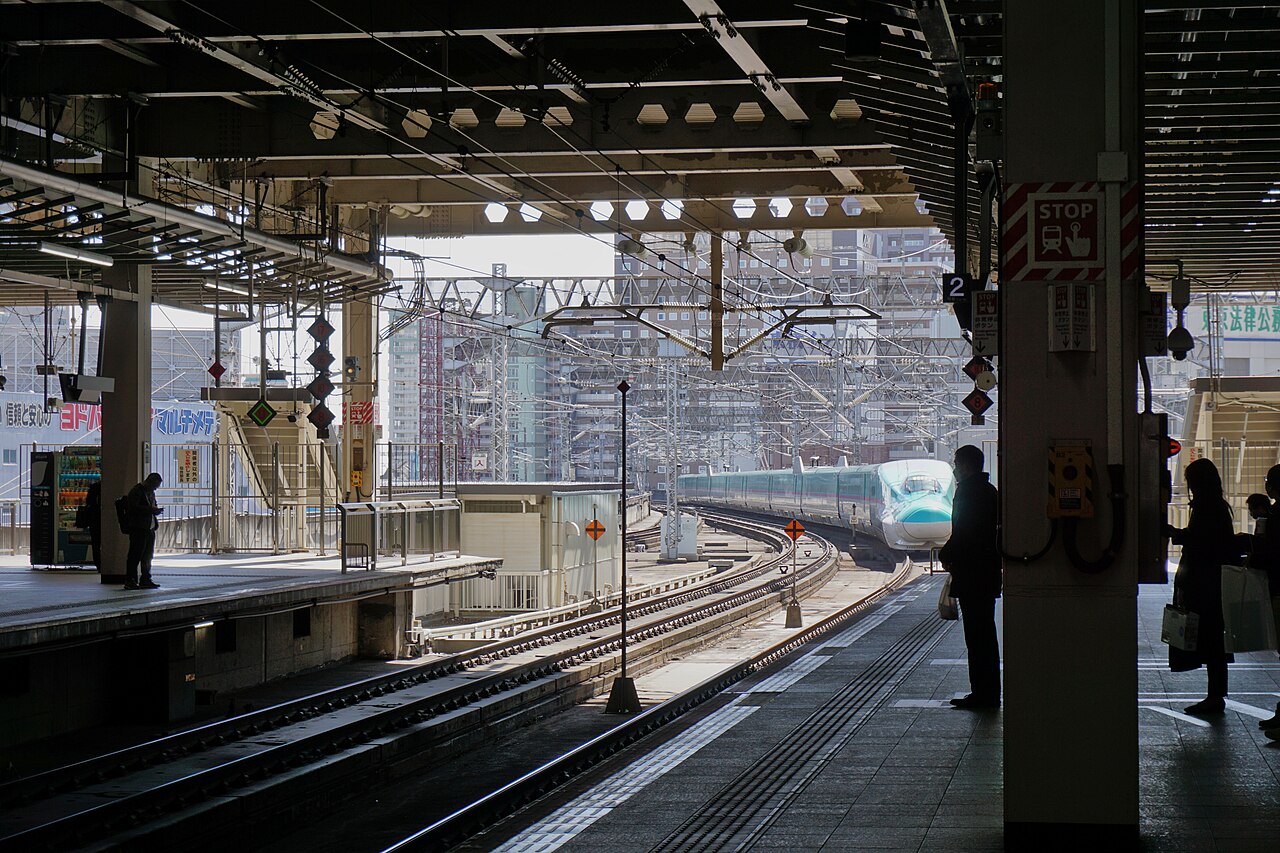 Sendai Station - A Hayabusa Shinkansen arriving at Sendai