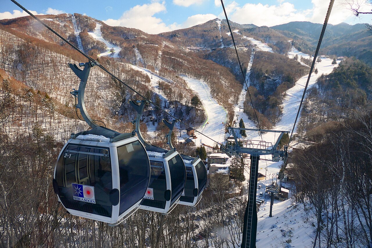 Shiga Kogen - Gondola cabins above the ski runs of Shiga Kogen