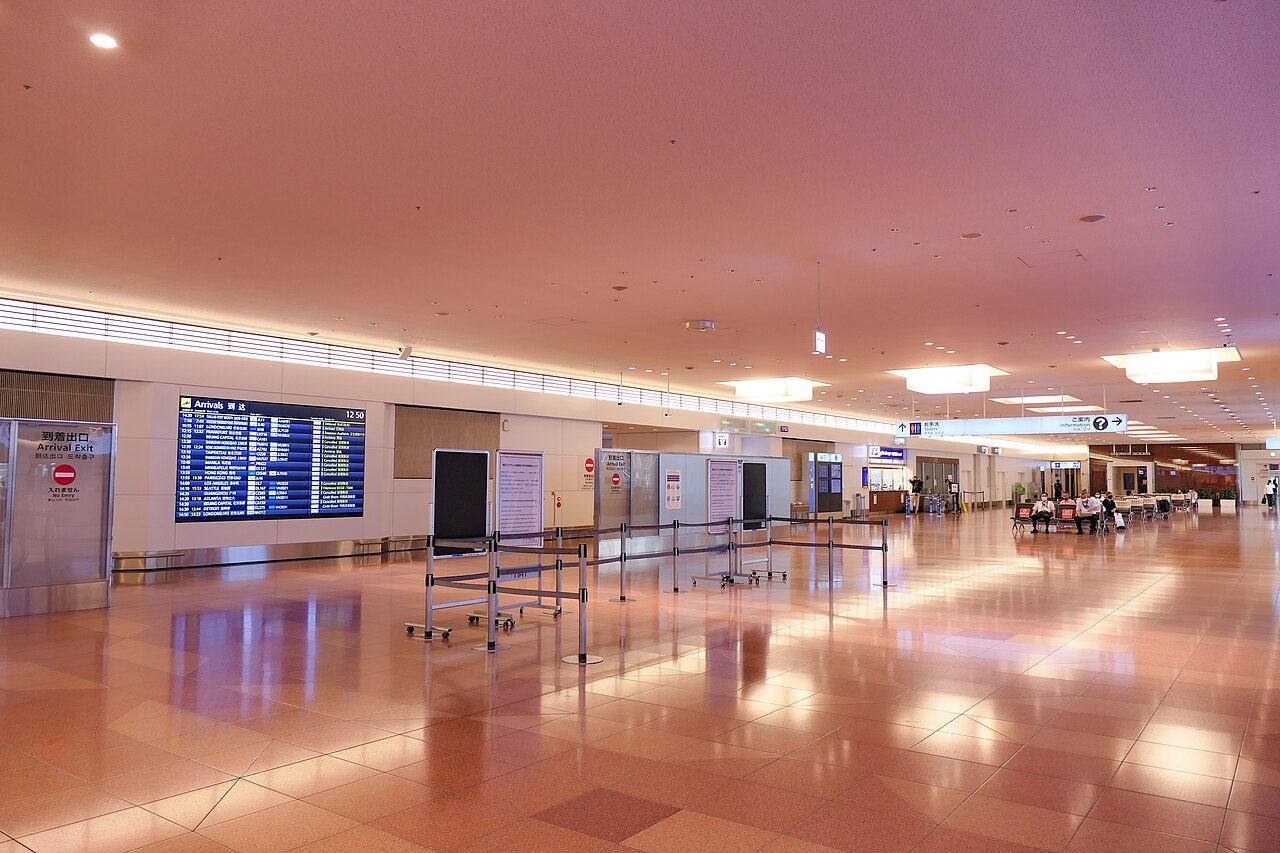Haneda Airport Terminal 3 - The arrival lobby of Haneda Airport Terminal 3 in Tokyo